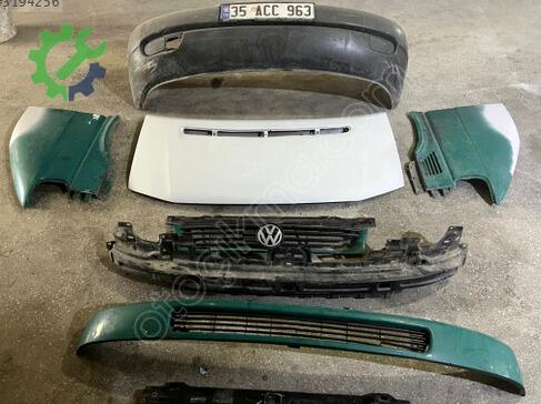 Volkswagen Caravelle Ön Çamurluk çıkma parça