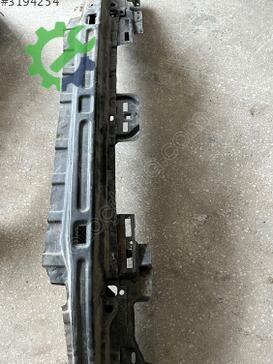 Volkswagen Transporter Ön Tampon Demiri çıkma parça