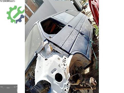 Volkswagen Transporter Sol Çamurluk çıkma parça