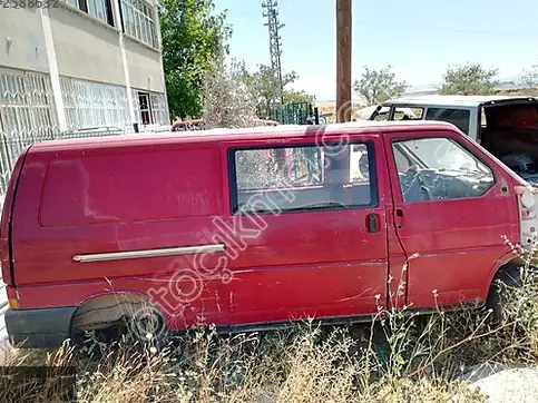 Volkswagen Transporter Kapı çıkma parça