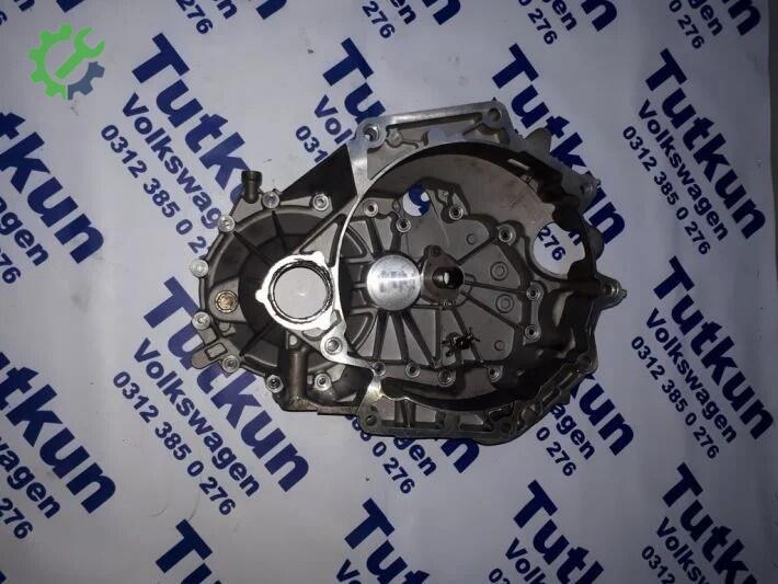 Volkswagen Jetta Şanzıman çıkma parça