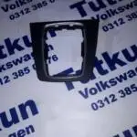 AUDİ A4 ÇIKMA ORJİNAL VİTES TOPUZU ÇERÇEVESİ 8E0 864 261A
