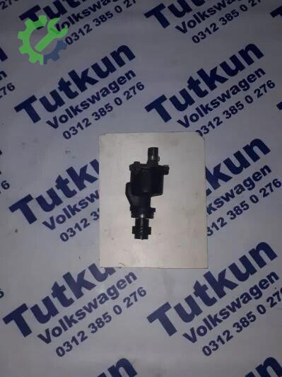 Volkswagen Transporter Akü çıkma parça