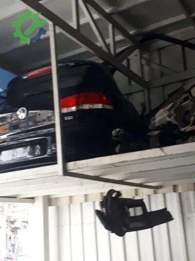 Volkswagen Passat Arka Çamurluk çıkma parça