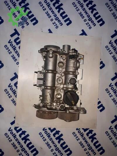 Skoda Fabia Silindir Kapağı 04C103404F çıkma parça