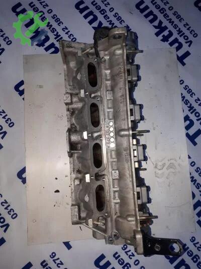 Audi A4 Silindir Kapağı çıkma parça