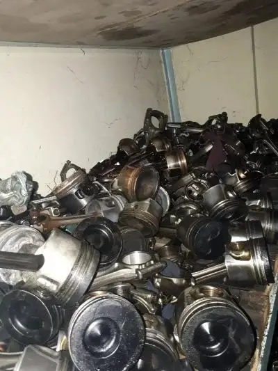 Volkswagen Passat Piston Kolu çıkma parça