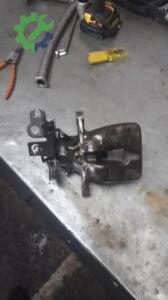 VW CADDY ÇIKMA FREN MERKEZİ