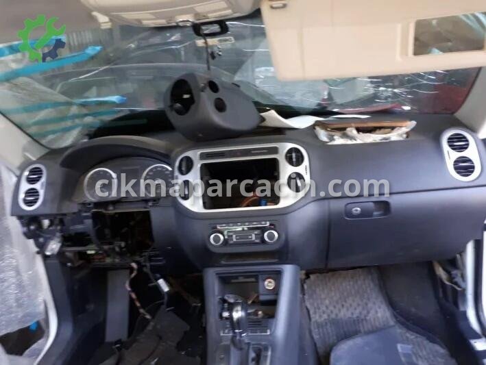 Volkswagen Tiguan Panjur çıkma parça