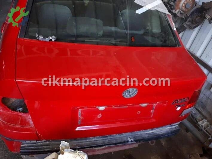 Volkswagen Polo Bagaj Kapağı çıkma parça