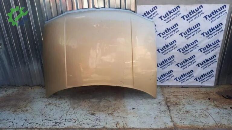 Volkswagen Golf Ön Kaput çıkma parça