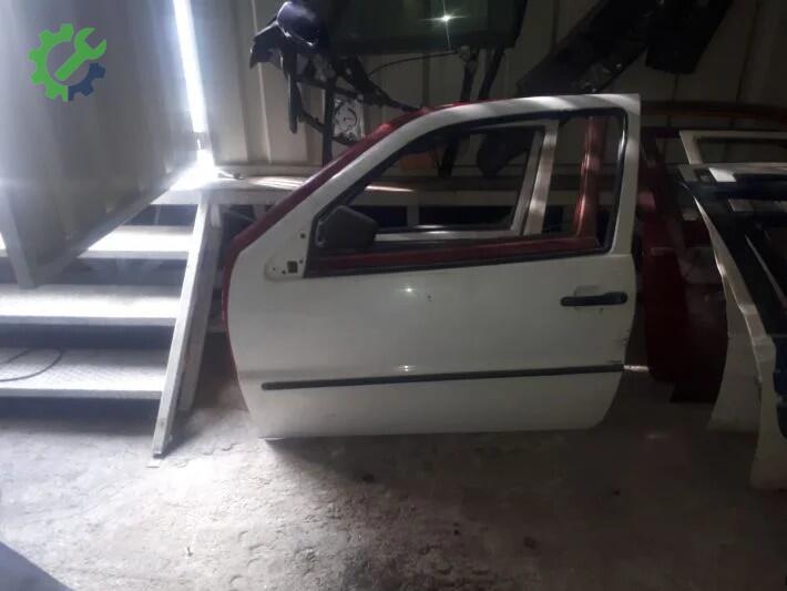 Volkswagen Polo Sol Ön Kapı çıkma parça