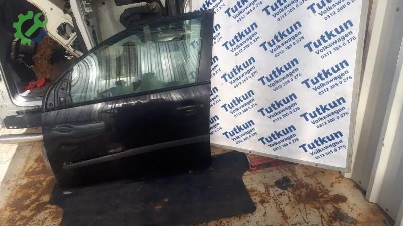Volkswagen Polo Sol Ön Kapı çıkma parça
