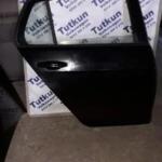VW GOLF 6 2009-2012 MODEL SİYAH RENKTE HATASIZ SAĞ ARKA KAPI