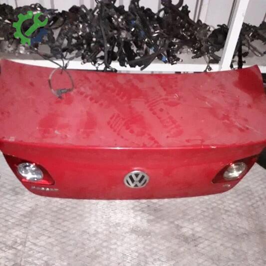 Volkswagen Passat Bagaj Kapağı çıkma parça