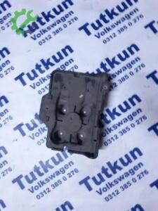 VW BORA 1997-2004 MODEL AKÜ ALT PLASTİĞİ