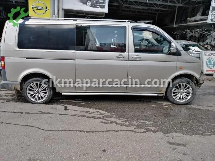 Volkswagen Transporter Kapı çıkma parça