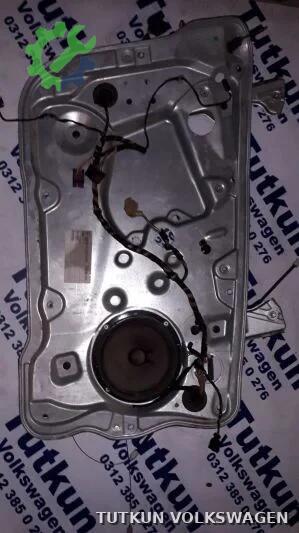 Volkswagen Polo Cam Krikosu çıkma parça