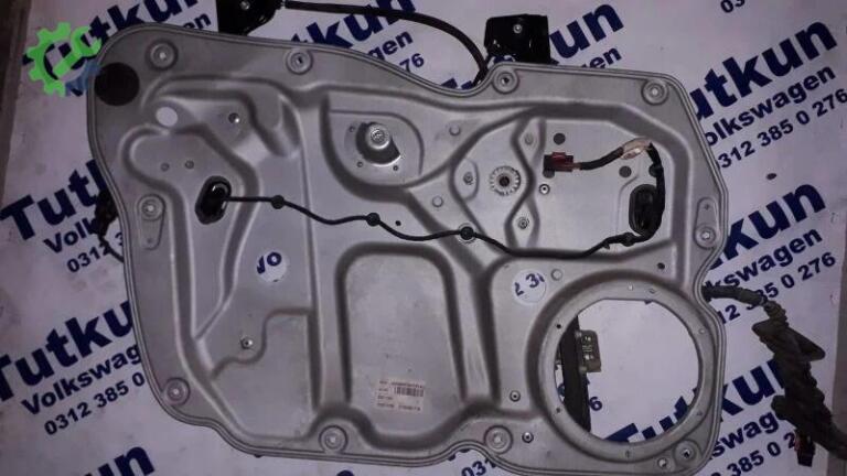 Volkswagen Polo Cam Krikosu çıkma parça