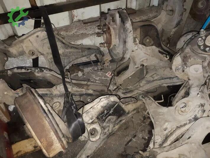 Volkswagen Transporter Arka Torsiyon çıkma parça
