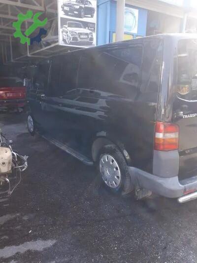 Volkswagen Transporter Sol Çamurluk çıkma parça