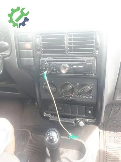 Volkswagen Polo Göğüs çıkma parça