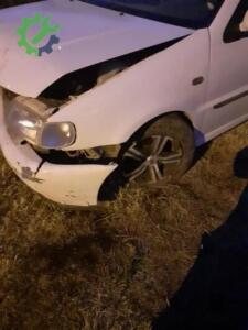 VW POLO HEÇBEK ÇIKMA SOL ÖN ÇAMURLUK