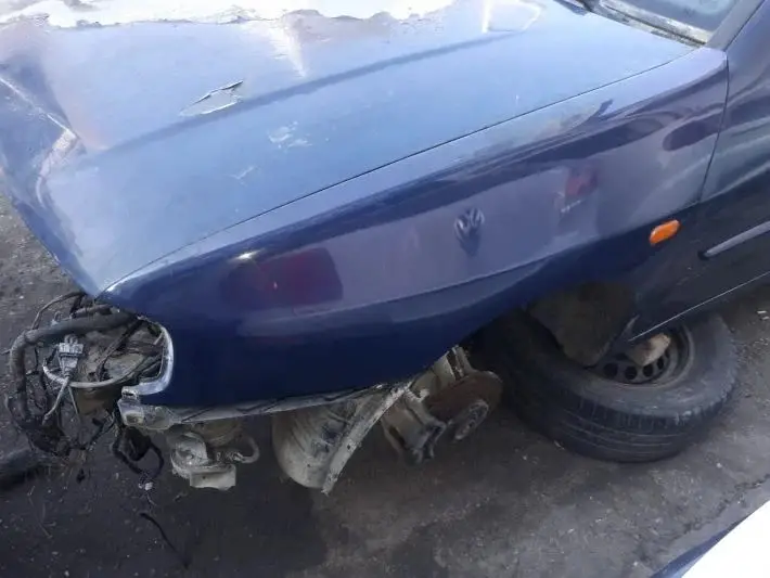 Volkswagen Polo Sol Ön Çamurluk çıkma parça