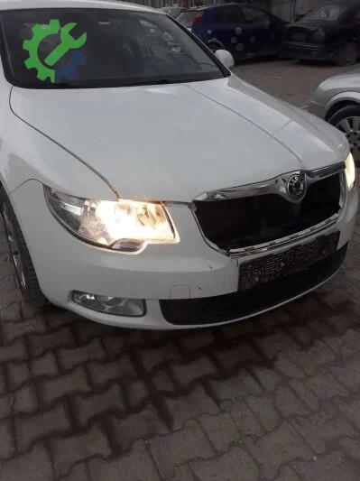 Skoda Superb Ön Kaput çıkma parça