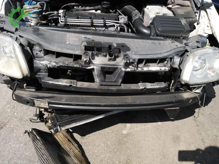 Volkswagen Caddy Ön Tampon Demiri çıkma parça