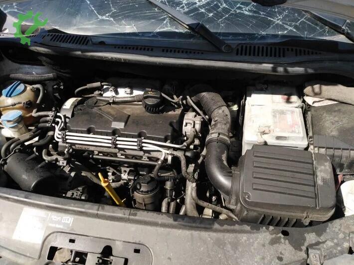 Volkswagen Caddy Komple Motor çıkma parça