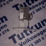 VW TRANSPORTER T5 2004-2012 MODEL SAĞ ÖN KAPI MENTEŞESİ 7H0831412A