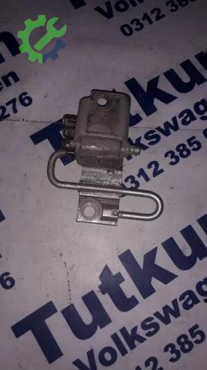 Volkswagen Polo Kapı Menteşesi çıkma parça