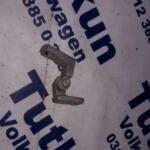 VW CADDY 2004-2012 MODEL SOL ÖN KAPI ÜST MENTEŞESİ 6Q0831401B