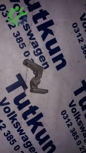 Volkswagen Caddy Kapı Menteşesi çıkma parça