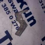 SKODA FABİA 1999-2008 MODEL SAĞ ÖN KAPI MENTEŞESİ 6Y0833402C
