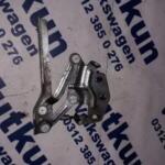 VW PASSAT 2006-2012 MODEL KAPUT MENTEŞESİ 3C0823301C