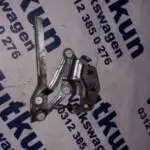 VW PASSAT 2006-2012 MODEL KAPUT MENTEŞESİ 3C0823301C