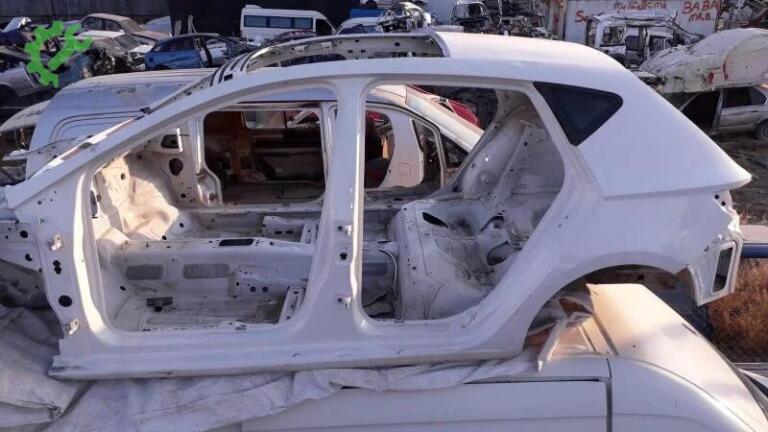 Seat Leon Sol Arka Çamurluk çıkma parça