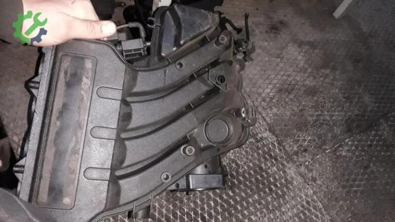 Volkswagen Golf Emme Manifoldu çıkma parça
