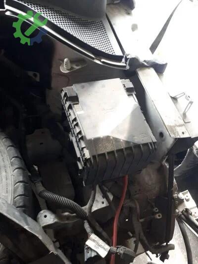 Volkswagen Jetta Sigorta Kutusu çıkma parça