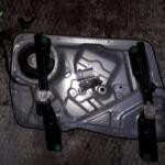 VW TİGUAN 2011-2014 MODELER ARASI SAĞ ÖN CAM KİRKOSU