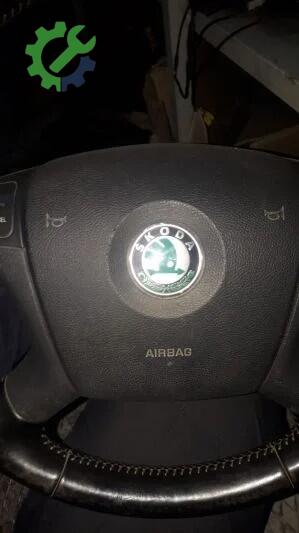 Skoda Fabia Direksiyon Airbag çıkma parça
