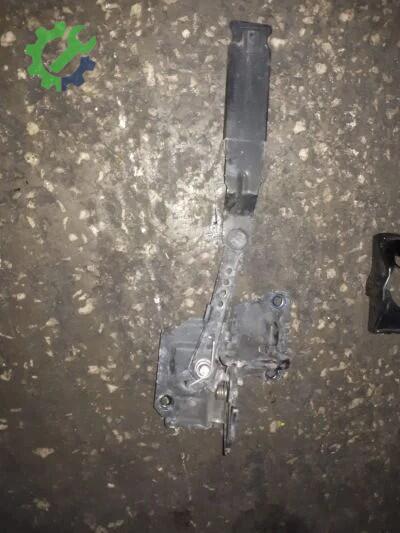 Audi A6 Kaput Kilidi çıkma parça