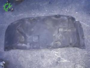AUDİ A6 ÖN KAPUT KEÇESİ