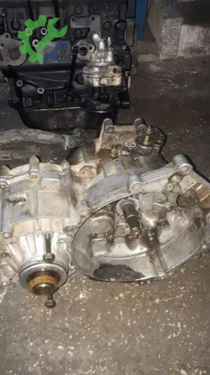 Volkswagen Transporter Şanzıman çıkma parça