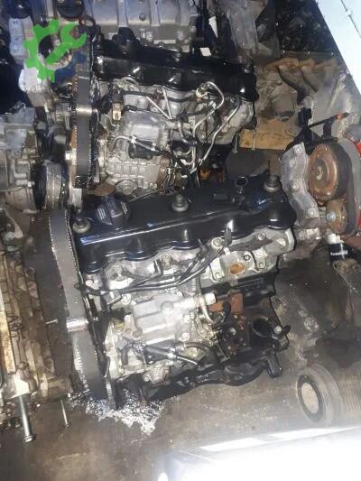 Volkswagen Passat Komple Motor çıkma parça