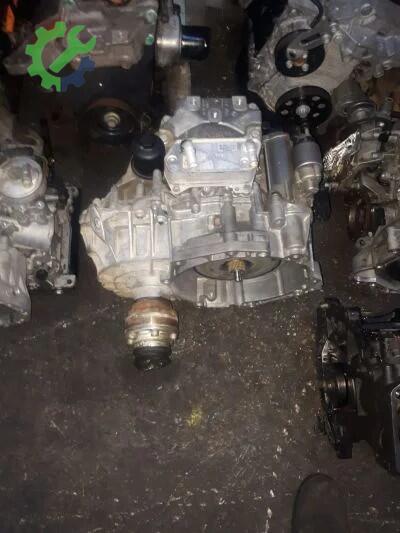 Volkswagen Jetta Şanzıman çıkma parça