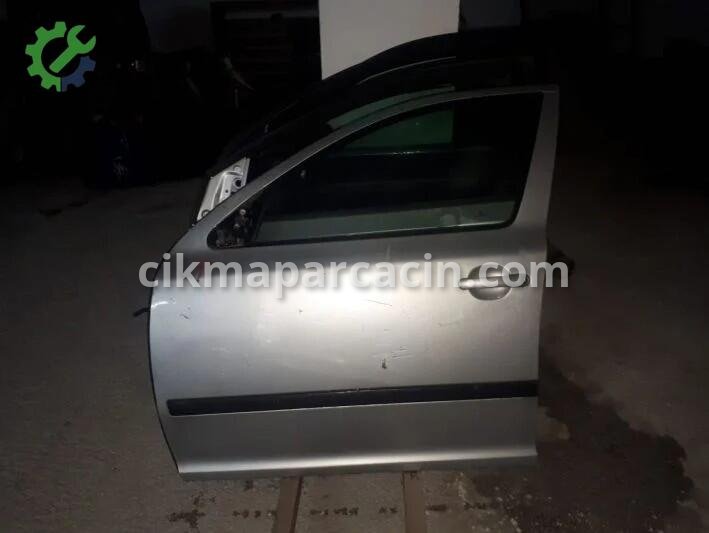 Skoda Octavia Sol Ön Kapı çıkma parça