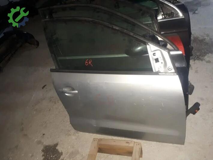 Volkswagen Polo Sağ Ön Kapı çıkma parça